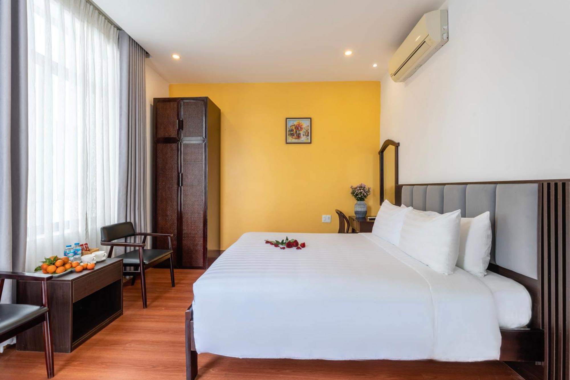 Serene Riverside Hotel Hội An Extérieur photo