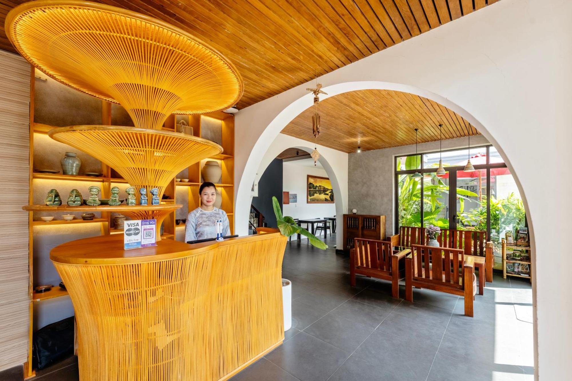 Serene Riverside Hotel Hội An Extérieur photo