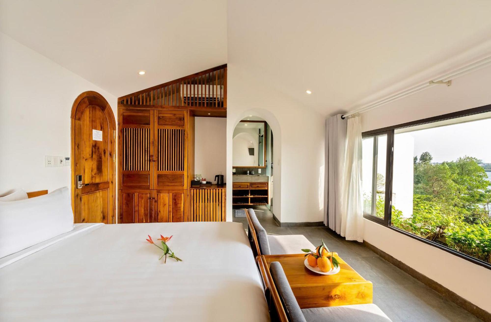 Serene Riverside Hotel Hội An Extérieur photo